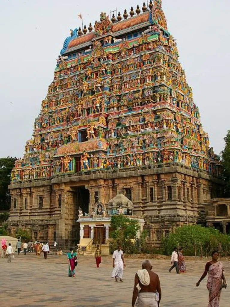 अगर हैं शिव भक्त, तो जीवन में एक बार जरूर करें महादेव के इन 7 विश्व प्रसिद्ध मंदिरों के दर्शन अगर हैं शिव भक्त, तो जीवन में एक बार जरूर करें महादेव के इन 7 विश्व प्रसिद्ध मंदिरों के दर्शन