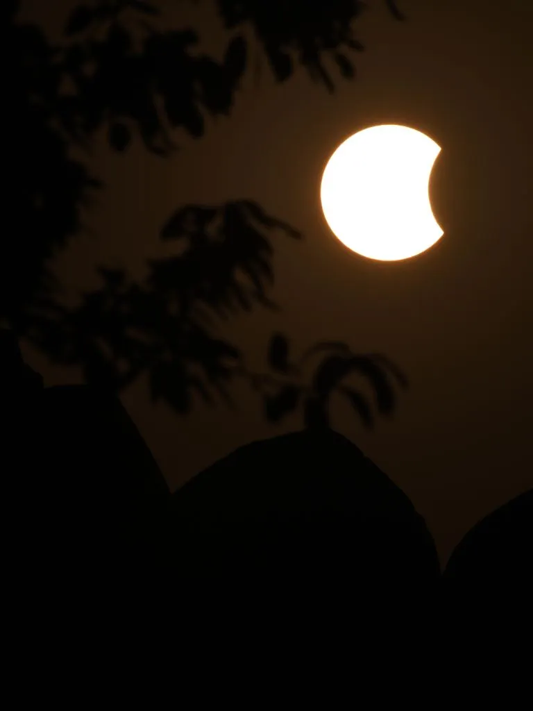 Solar Eclipse: 6 मिनट 23 सेकंड तक छा जाएगा अंधेरा! 2027 में दिखेगा सदी का सबसे लंबा सूर्य ग्रहण