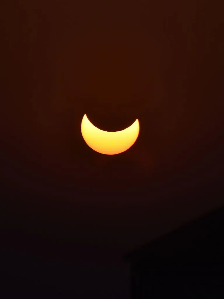 Solar Eclipse: 6 मिनट 23 सेकंड तक छा जाएगा अंधेरा! 2027 में दिखेगा सदी का सबसे लंबा सूर्य ग्रहण