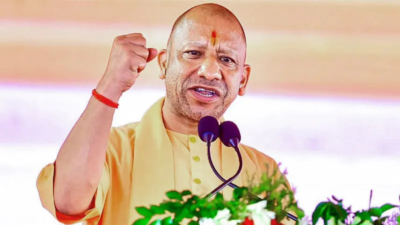 CM योगी का बड़ा ऐलान, एक-डेढ़ सप्ताह में लागू होगा आउटसोर्स कमीशन, कर्मचारियों को मिलेगा न्यूनतम मानदेय