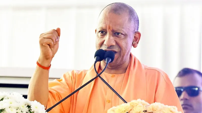 यूपी के बुजुर्गों के लिए खुला सरकारी खजाना! योगी सरकार ने पेंशन योजना को दिए 1500 करोड़ रुपये