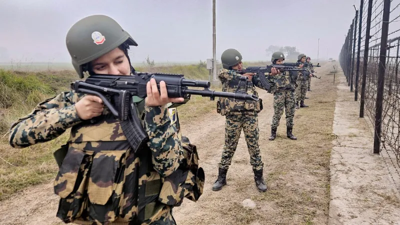 भारत-पाकिस्तान सीमा पर BSF का एक्शन, घुसपैठ की कोशिश कर रहे संदिग्ध को मार गिराया, एजेंसियां अलर्ट
