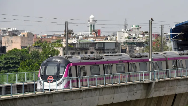 दिल्ली मेट्रो का दुनिया में बजा डंका, पेरिस-न्यूयॉर्क को भी छोड़ा पीछे, DMRC ने बनाया नया रिकॉर्ड
