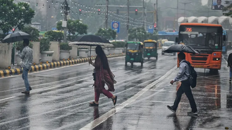 कल फिर बरसेंगे बादल, दिल्ली-NCR से यूपी-बिहार तक भारी बारिश का अलर्ट, IMD का अलर्ट