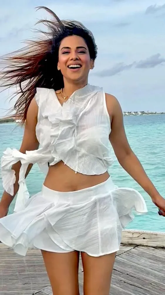 मालदीव में Nia Sharma का बोल्ड अवतार, बिकिनी से मोनोकनी तक लुक्स ने इंटरनेट पर मचाई सनसनी