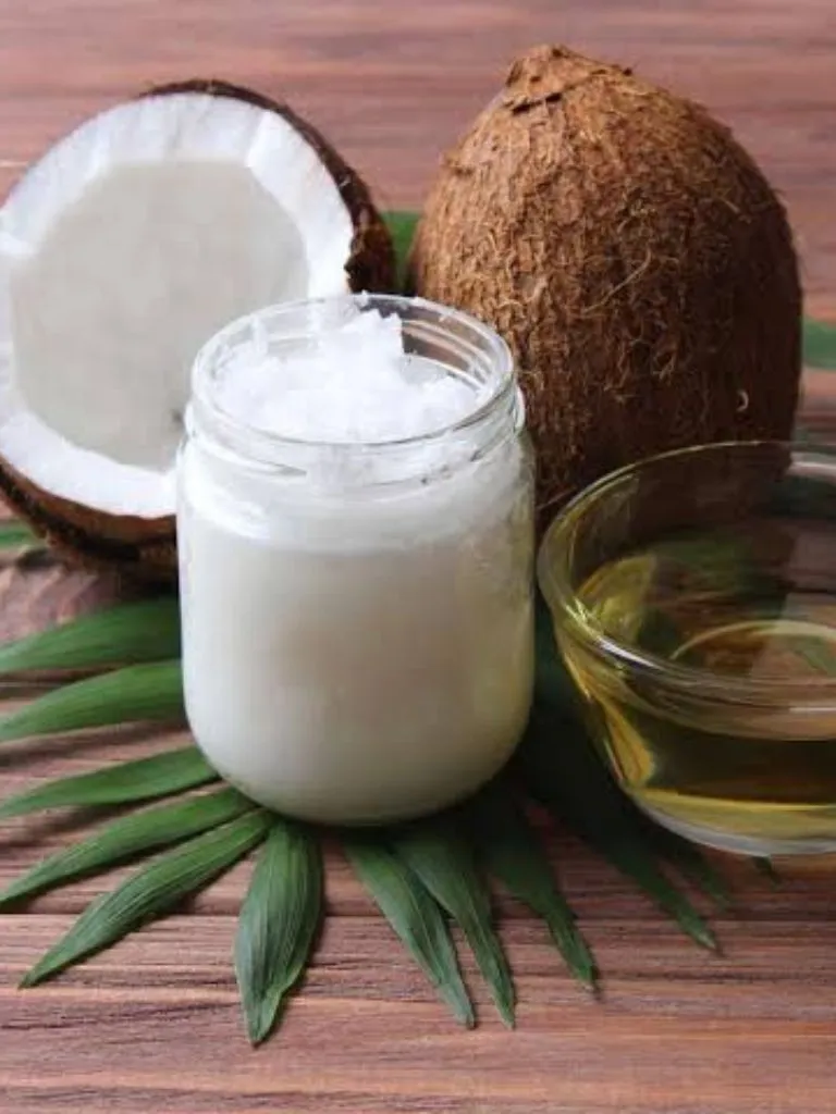 Hair Care Tips: डैंड्रफ से हैं परेशान? नारियल तेल में मिलाकर लगाएं ये चीज, चुटकियों में होगा ठीक