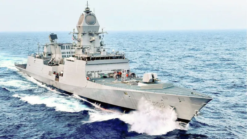 Indian Navy demonstrates Bab-el-Mandeb Houthis ​​safely rescues two merchant vessels