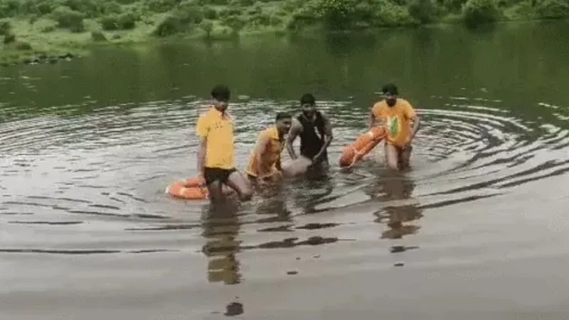 dholpur-brother-sisters-drown-saving-brother-tragic-accident