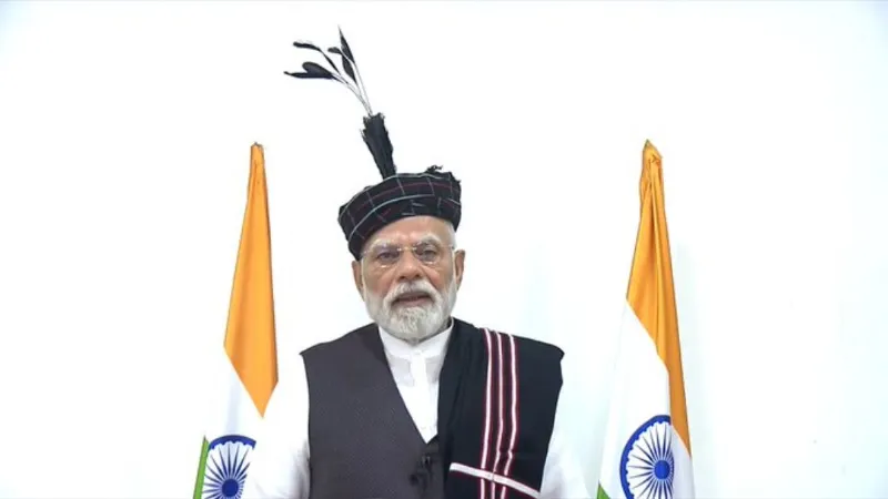 मिजोरम पहुंचे पीएम मोदी, रेल लाइन का उद्घाटन कर तीन ट्रेनों को दिखाई हरी झंडी