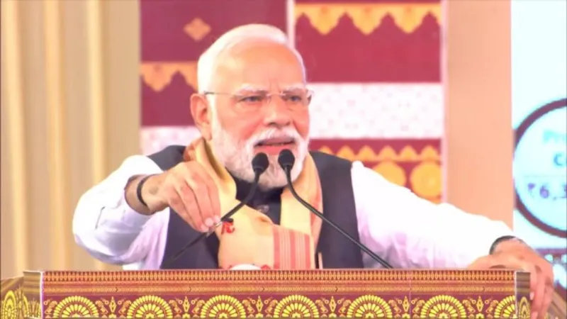 pm modi in assam attacked on congress during his speech