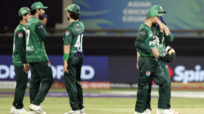 PCB suspends top official amid IND vs PAK Asia Cup handshake controversy