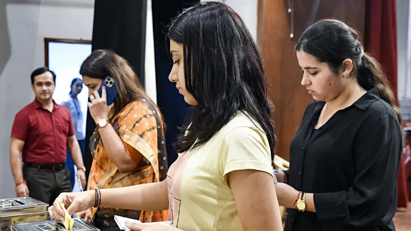 DUSU चुनाव में पहली बार रिकॉर्ड 2.75 लाख छात्र डालेंगे वोट, जानें कब घोषित होंगे परिणाम