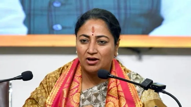 हर महीने ₹6000, 101 आयुष्मान आरोग्य मंदिर, नए रिसोर्स सेंटर्स... दिल्ली को रेखा सरकार ने दिए कई बड़े तोहफे