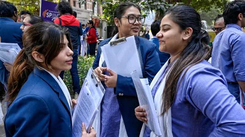 CBSE बोर्ड एग्जाम 2026 की संभावित डेटशीट जारी, 10वीं की परीक्षा होगी दो बार