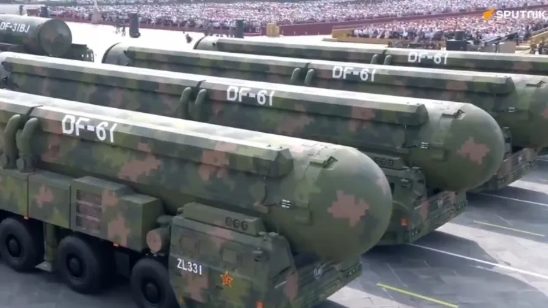 चीन की इस नई मिसाइल ने उड़ाई अमेरिका-यूरोप की नींद, एक साथ 12 परमाणु हमले करने में है सक्षम