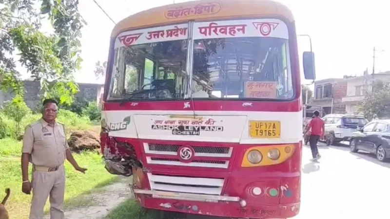 muzaffarnagar-roadways-bus-crash-kills-five-people