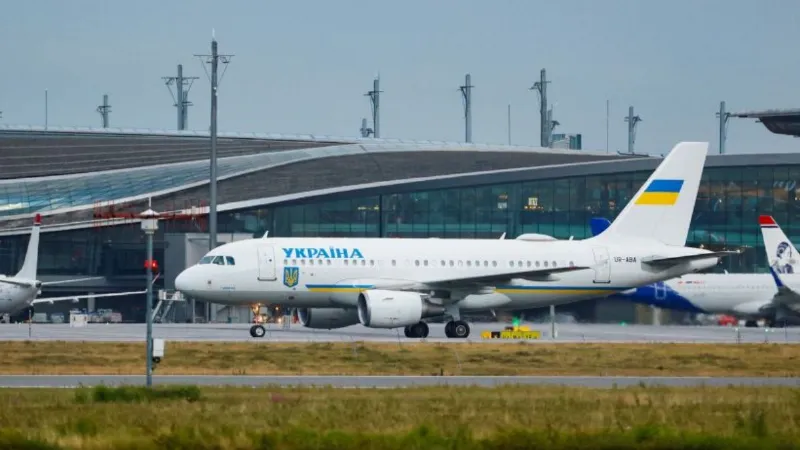 A Russian drone nearly collided with Zelenskyys plane in Moldova