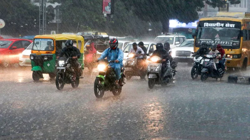 Kal Ka Mausam: 13 सितंबर को फिर बदलेगा मौसम, दिल्ली समेत 5 राज्यों में बारिश का अलर्ट