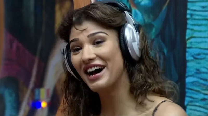 Nehal Chudasama Became New Captain in bigg boss house