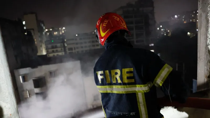 Bangladesh Fire in cloth factory 16 people died