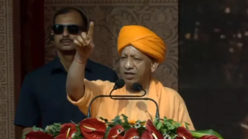 'हम दीप जला रहे, सपा ने चलवाई थीं गोलियां', अयोध्या में गरजे CM योगी आदित्यनाथ, विपक्ष पर साधा निशाना