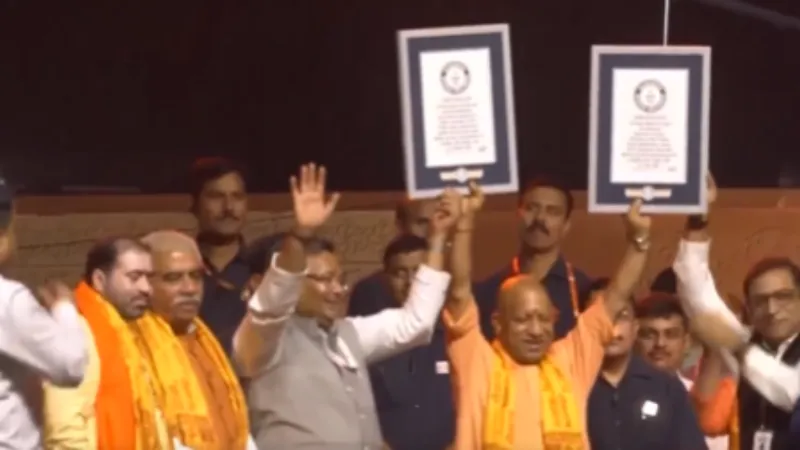 26 लाख दीपों से जगमगाया अयोध्या का सरयू घाट, इस साल गिनीज बुक में दर्ज हुए दो वर्ल्ड रिकॉर्ड
