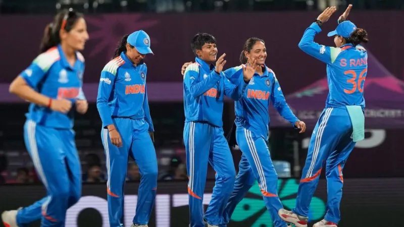 विमेंस वर्ल्ड कप के सेमीफाइनल में पहुंचा मेजबान भारत, अब सिर्फ दो कदम दूर ट्रॉफी, जानें आगे का शेड्यूल