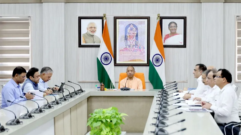 UP के हर जिले में तैनात होंगे ड्रग कंट्रोल अफसर, लिखित परीक्षा के जरिए होगी भर्ती, CM योगी ने दिए आदेश
