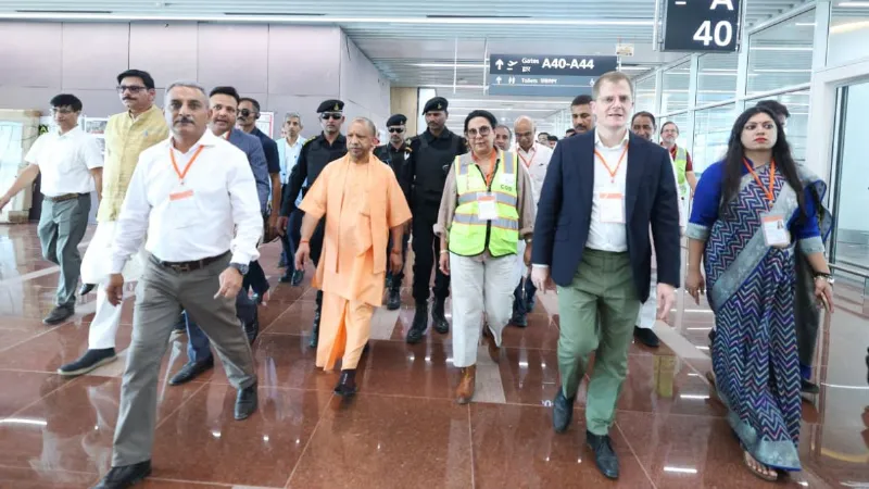 'उत्तर प्रदेश के विकास का बनेगा प्रतीक...', नोएडा एयरपोर्ट का निरीक्षण कर बोले सीएम योगी आदित्यनाथ