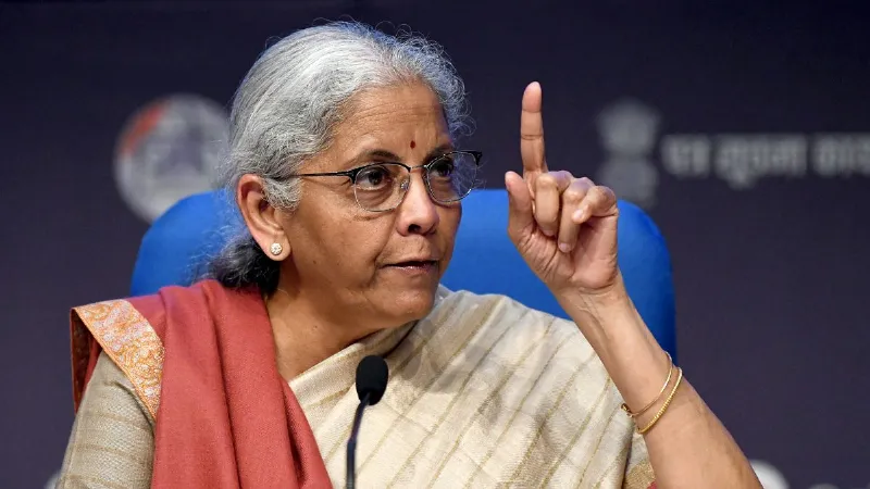 अगले बजट में फिर बड़ा गिफ्ट देने की तैयारी में मोदी सरकार, 50 लाख तक कमाई पर कम होगा इनकम टैक्‍स!