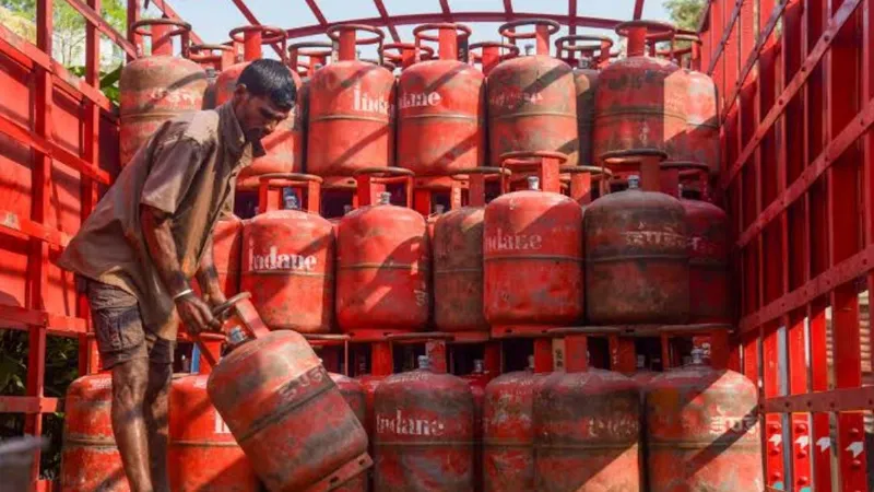 lpg-cylinder-price-hike-october-2026-commercial-gas-rates