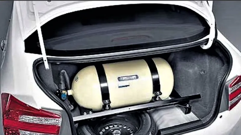 cng-car-safety-tips-avoid-risks-while-refueling