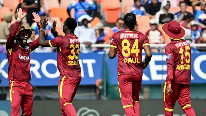 IND vs WI: भारत-वेस्टइंडीज टी20 सीरीज में इन 5 खिलाड़ियों से रहना होगा सावधान, अकेले पलट सकते हैं मैच IND vs WI: भारत-वेस्टइंडीज टी20 सीरीज में इन 5 खिलाड़ियों से रहना होगा सावधान, अकेले पलट सकते हैं मैच