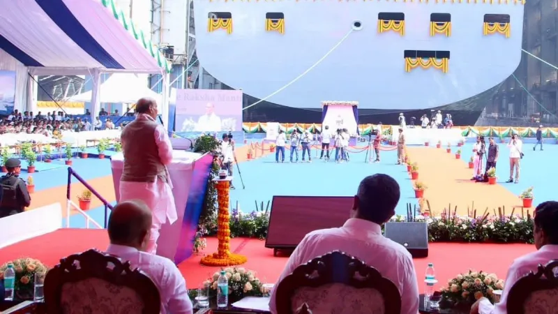 समुद्र में बढ़ेगी भारत की ताकत! राजनाथ सिंह ने HSL में किया नई क्रेन और स्लिपवे-4 का उद्घाटन