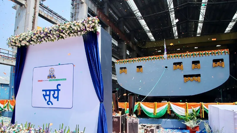 समुद्र में महीनों डटे रहेंगे भारतीय युद्धपोत! FSS-1 ‘सूर्य’ ऐसे देगा बड़ा सपोर्ट, जानें कितना ताकतवर