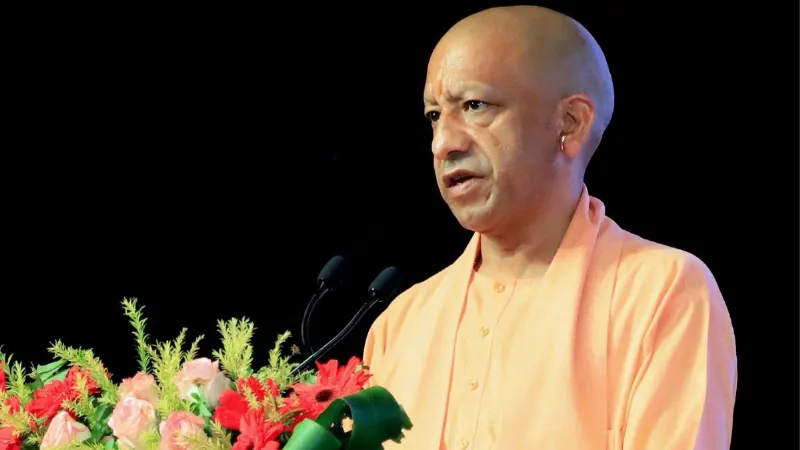 घंटों रील में बर्बाद करते हैं... CM योगी का युवाओं को बड़ा संदेश, सोशल मीडिया को लेकर कही ये बात