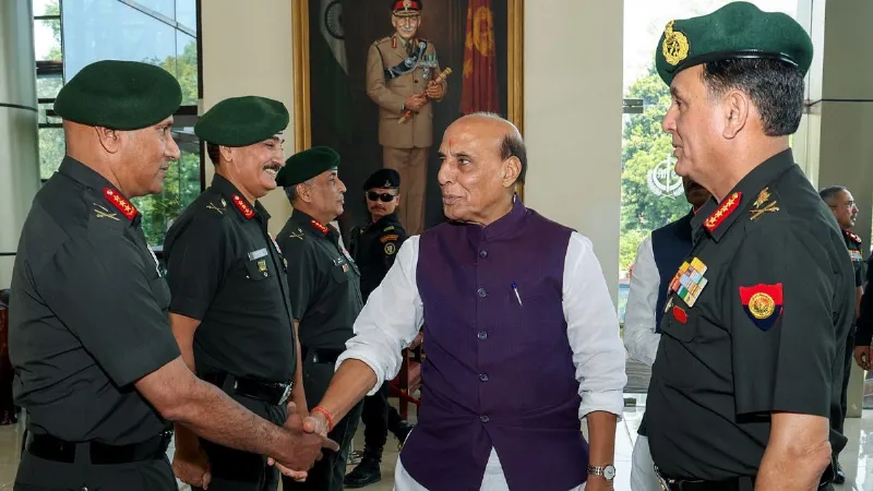 चीन से तनाव के बीच भारतीय सेना का नया प्लान, राजनाथ सिंह ने जारी किया 'लैंड वारफेयर डॉक्ट्रिन 2026'
