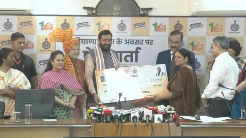 हरियाणा की महिलाओं को CM नायब सैनी का बड़ा तोहफा, लाडो लक्ष्मी योजना के तहत 2100 रुपये किए ट्रांसफर