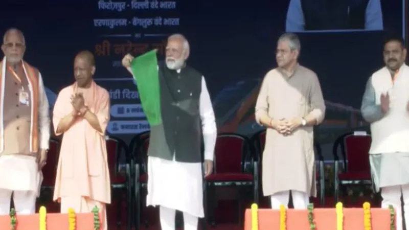 बनारस को बड़ी सौगात! पीएम मोदी ने एक साथ 4 नई वंदे भारत ट्रेनों को दिखाई हरी झंडी; जानें रूट्स की डिटेल्स