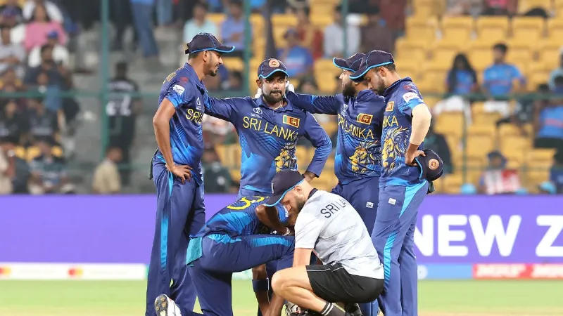 इस्लामाबाद आत्मघाती धमाके के बाद खौफ में श्रीलंकाई क्रिकेटर, टीम ने पाकिस्तान छोड़ा, बोर्ड ने दी धमकी