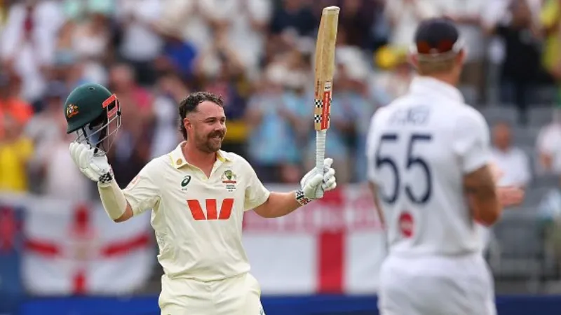 Travis Head apologizes to 60,000 fans after Perth Test ends in just 2 days