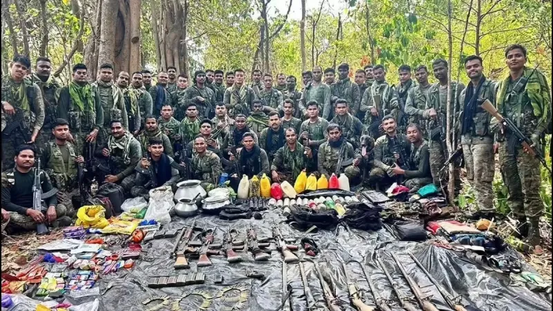 सरेंडर के लिए तैयार नक्सली, सरकार से एंटी-माओवादी ऑपरेशन रोकने की अपील, कब तक खत्म होगा नक्सलवाद?