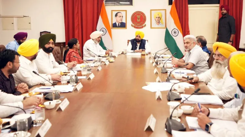 पंजाब कैबिनेट का बड़ा फैसला, 12 प्रमुख कैटेगरी के 300 स्पेशलिस्ट डॉक्टरों की लिस्टिंग को मिली मंजूरी