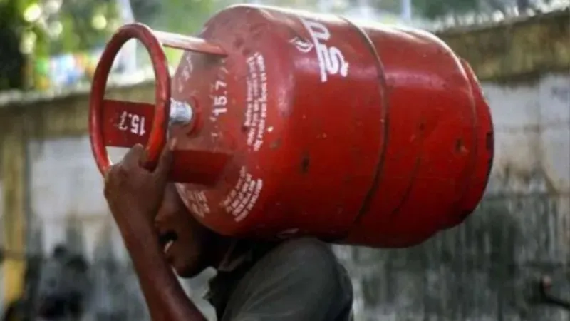LPG gas cylinder price drops by ₹10 Check the new rates in cities