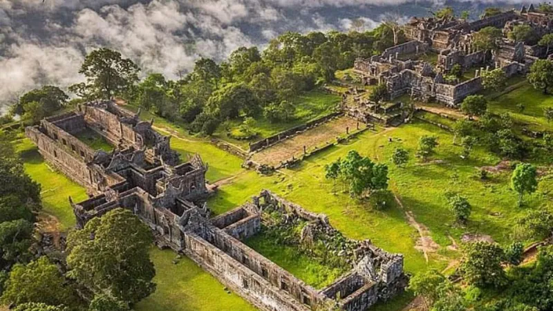 world news Thailand and Cambodia become bitter enemies over the 11th century Shiva temple