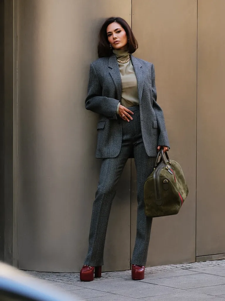 अजय देवगन और इमरान हाशमी के साथ किया काम, फिर कहां गायब हो गई ये बोल्ड और ग्लैमरस एक्ट्रेस अजय देवगन और इमरान हाशमी के साथ किया काम, फिर कहां गायब हो गई ये बोल्ड और ग्लैमरस एक्ट्रेस