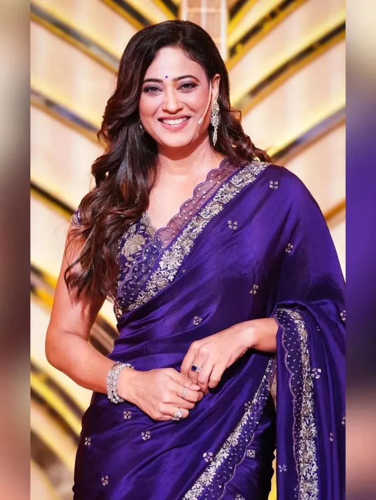 45 की Age में भी गजब है श्वेता तिवारी का फैशन सेंस, मदर कर सकती हैं ये लुक ट्राई