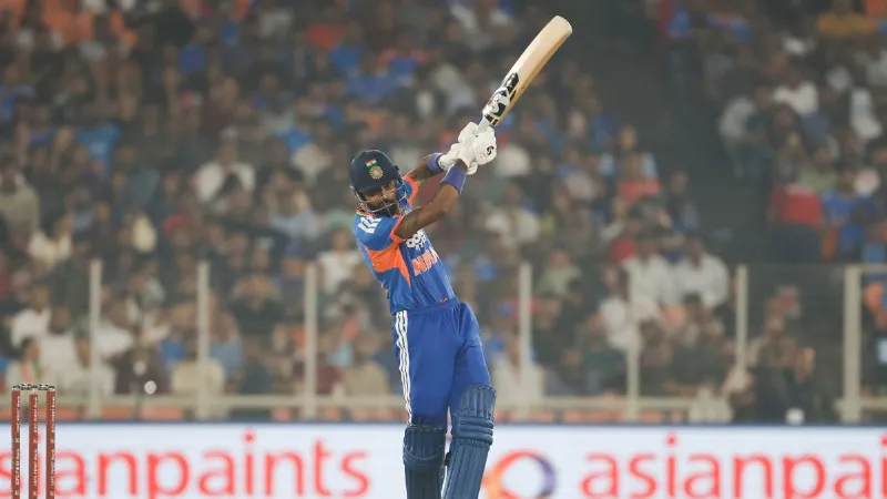 IND vs SA: अहमदाबाद T20 में हार्दिक पंड्या ने गेंदबाजों पर बरपाया कहर, अभिषेक शर्मा का रिकॉर्ड भी तोड़ा