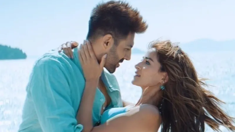 रिलीज से कुछ दिन पहले कार्तिक की फिल्म पर चल गई सेंसर बोर्ड की कैंची, हटाए गए कई सीन्स