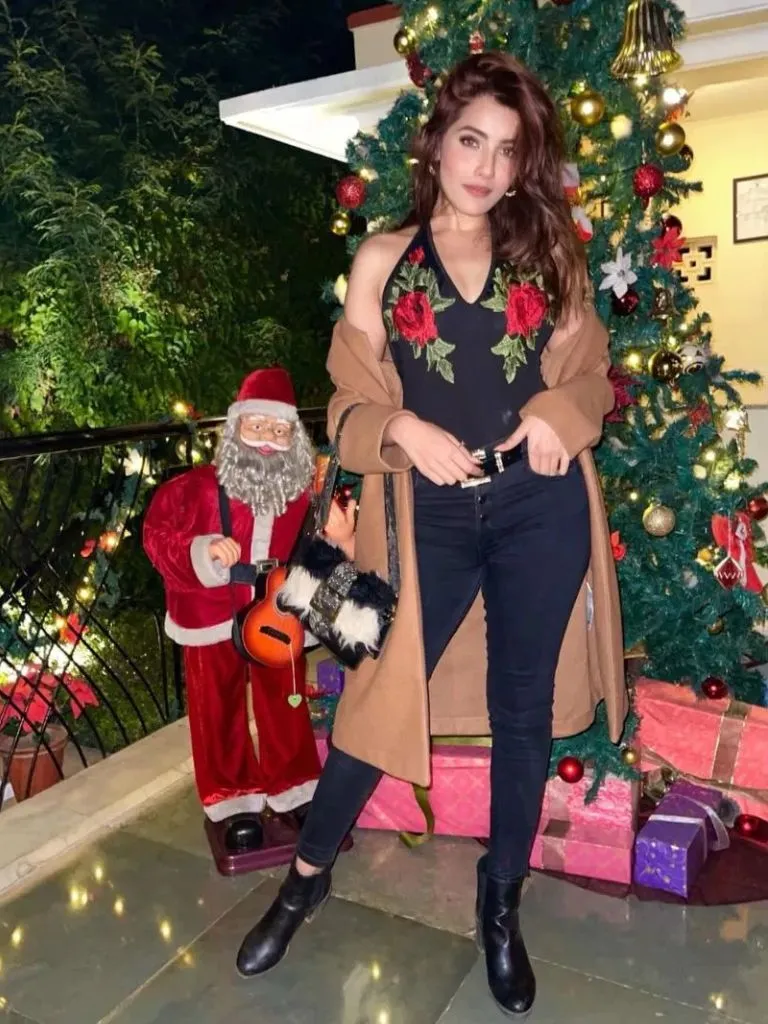 बला की खूबसूरत हैं ईशान किशन की रूमर्ड गर्लफ्रेंड, कातिल अदाओं से बिखेरती हैं हुस्न का जलवा